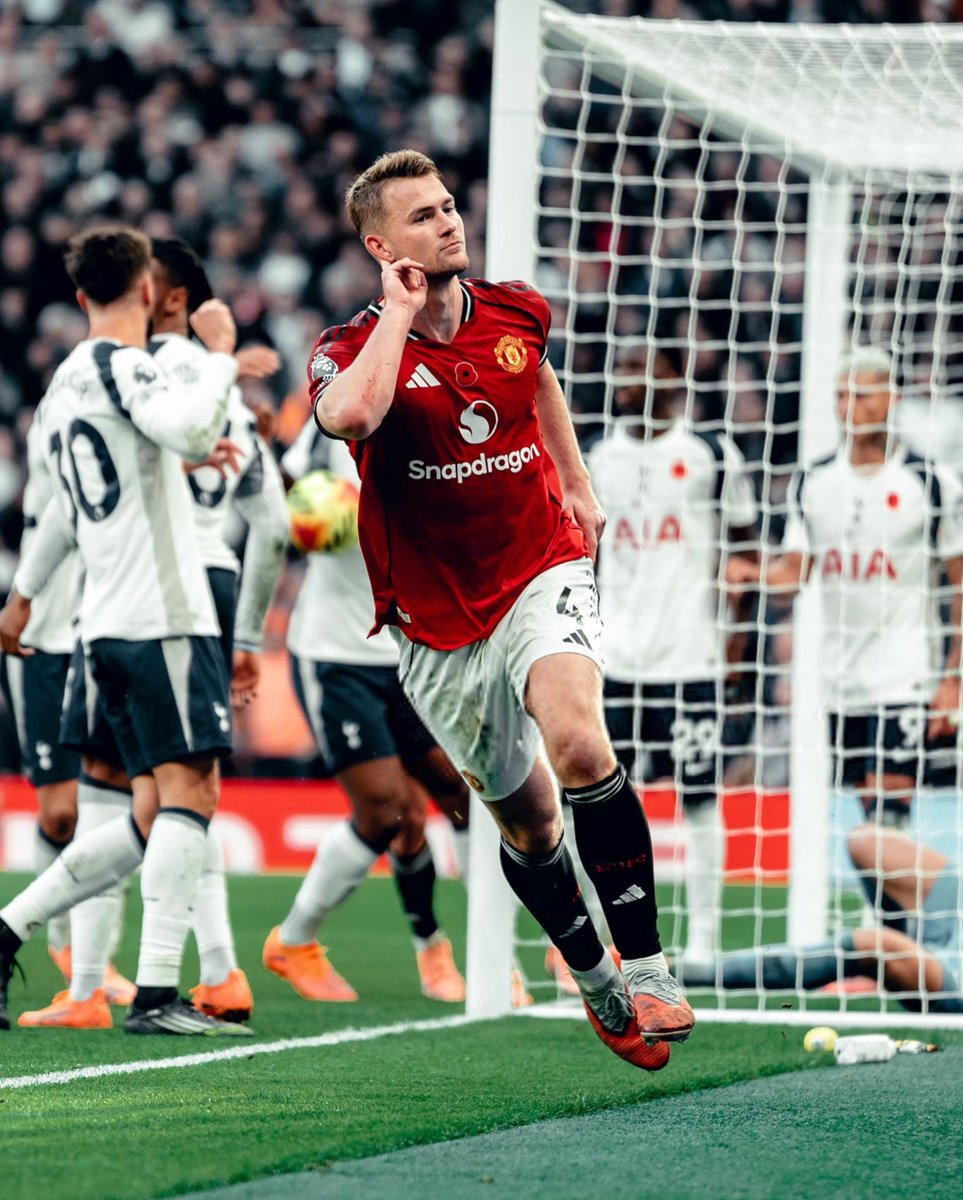 Dear Ligt has been phenomenal since joining United. What a player he has been. Class💪