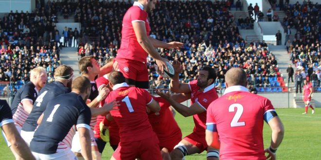 fvkelly1's tweet photo. USA wanted the match to end so they could get to the pub. Scrummaging skills- terrible. No support on the loose play. Gave away too much possession- at critical times. USA seemed much less fit than the opposition.
Disappointing game! Can anyone on the team make a tackle? https://t.co/zs9hBDWCWn