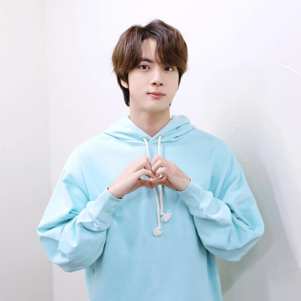 _BTS_FAN_BOY_'s tweet image. Rt or reply!

I’m voting #Jin for #2025MAMAVOTE