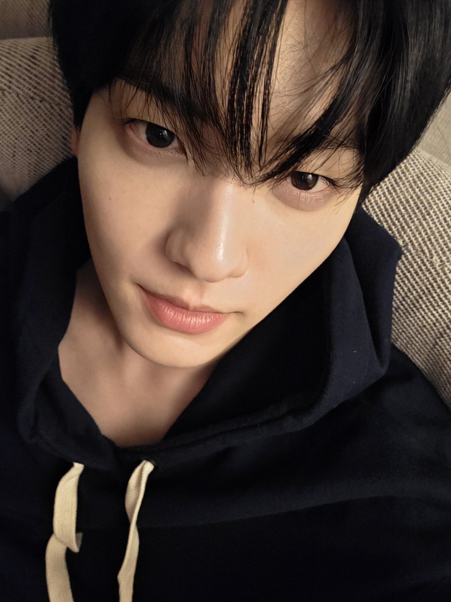 csb___'s tweet photo. https://t.co/MBBFniBKOZ