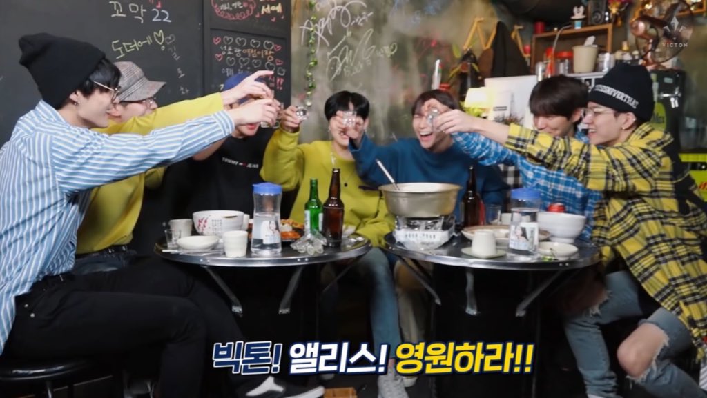duqcksdl's tweet photo. 빅토니들 9주년이답!!!!!!!!!!!! https://t.co/IYMWUNXefG