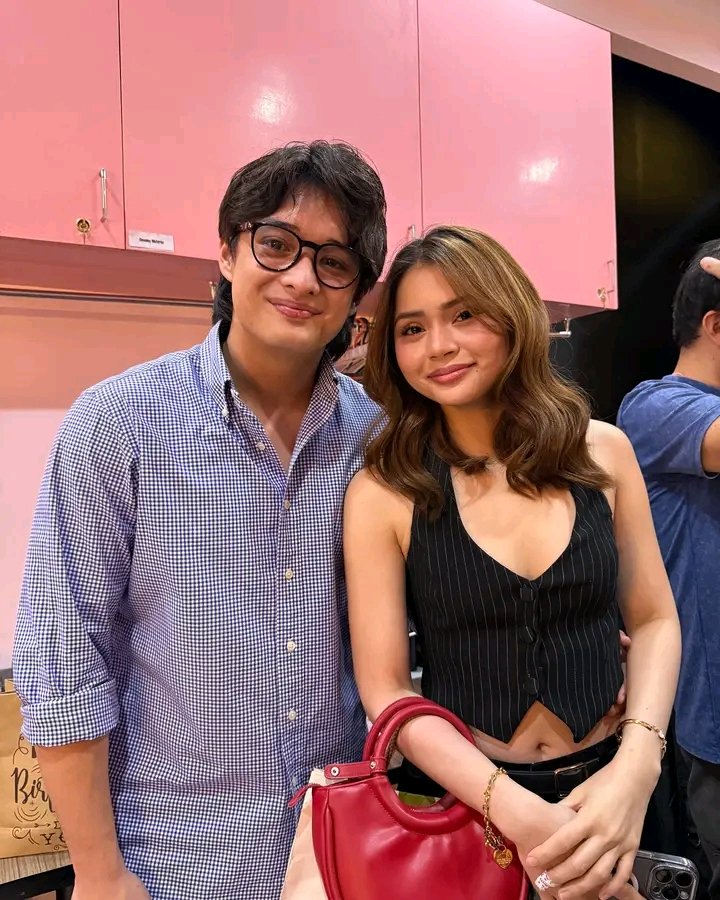 asawanilance's tweet image. PARENTS🤍💫

#LanceBrey