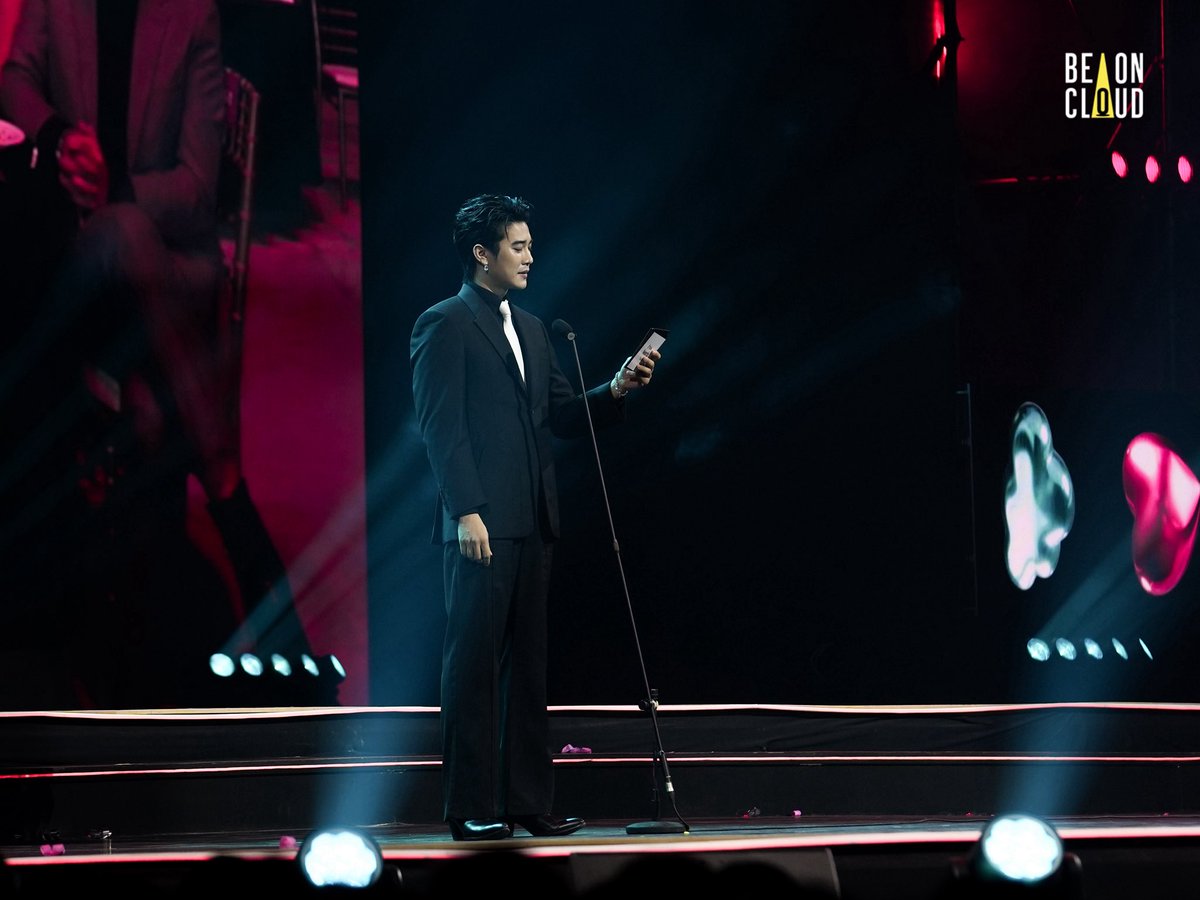 ยูโร ผู้ประกาศและเชิญรางวัล Storyteller of the Year ในงาน TikTok Awards Thailand 2025 ✨📸

#TikTokAwardsTHxEuro
#TikTokAwardsTH