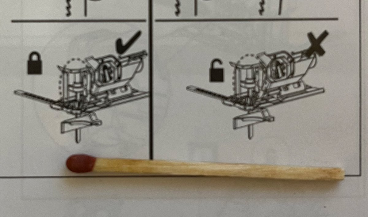 Huomaatko kaikki eroavaisuudet näissä pistosahan käyttöohjeen kuvissa? Alle 4% saa täydet pisteet. Tikku for scale.