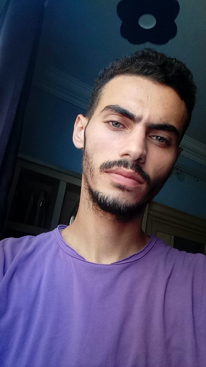 I survived being buried under the rubble, but hunger is stronger than the bombing.

I am alone, hungry, and injured.

Your donation is the only light in this darkness.

📌chuffed.org/project/140030…