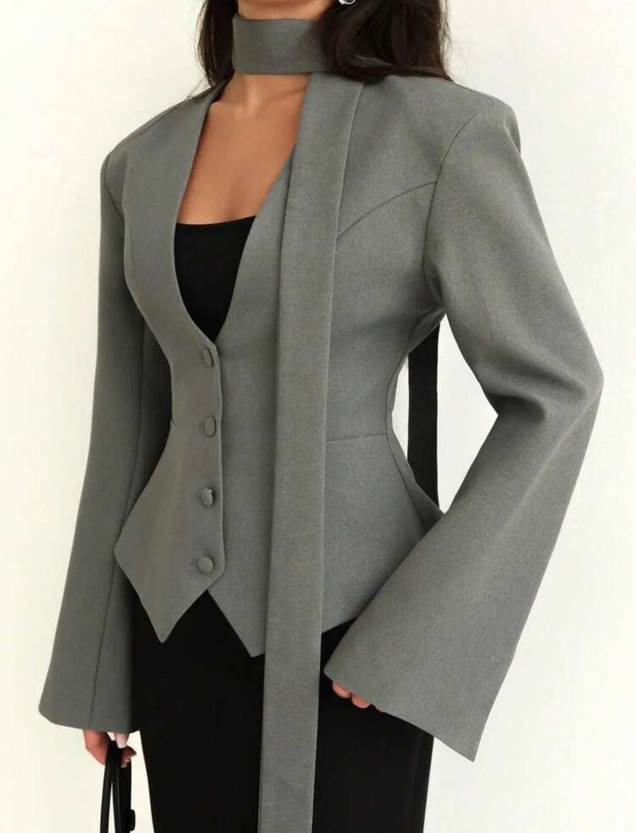 احس لو لبسته بصير سيدة اعمال او شي