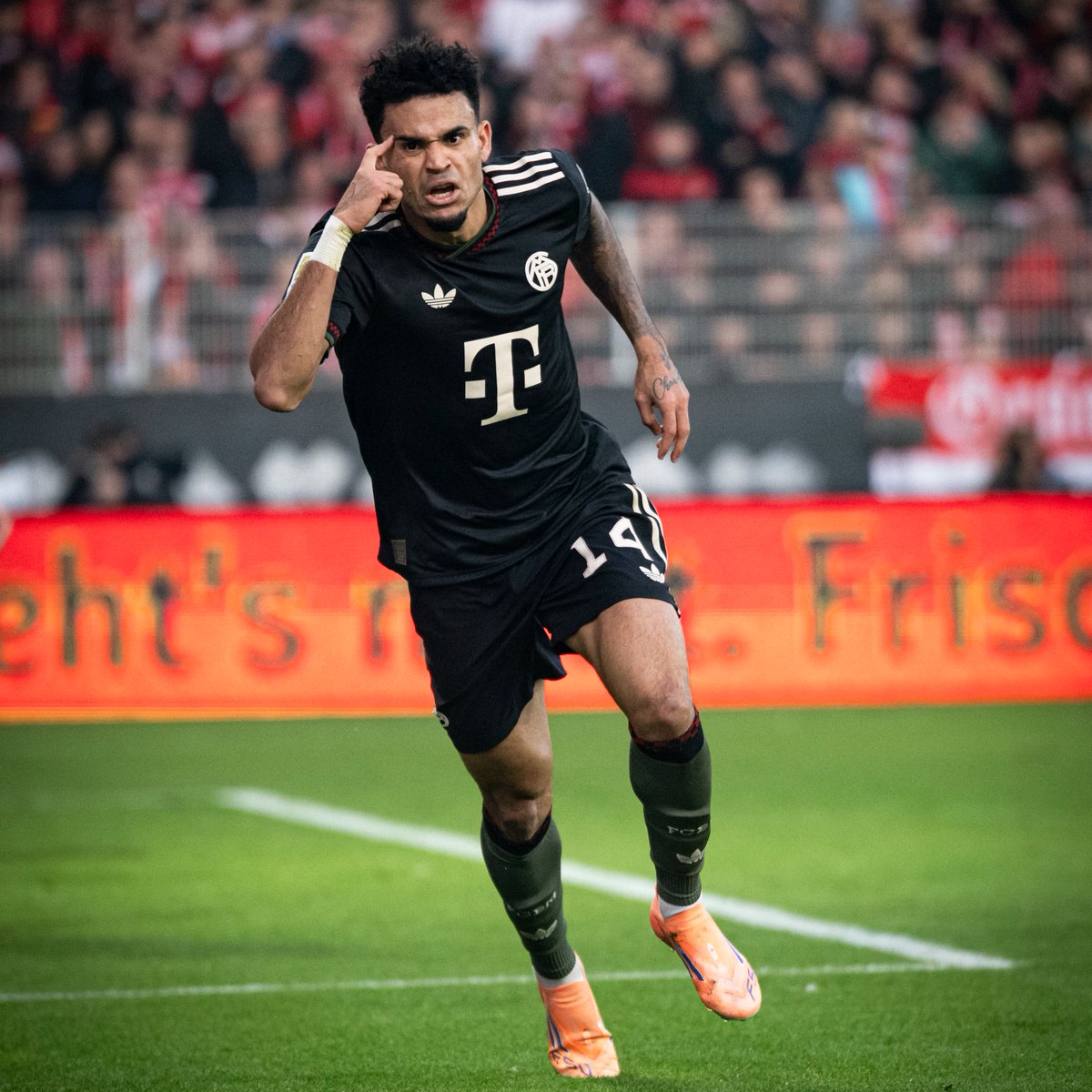 FC Bayern München Español tweet media