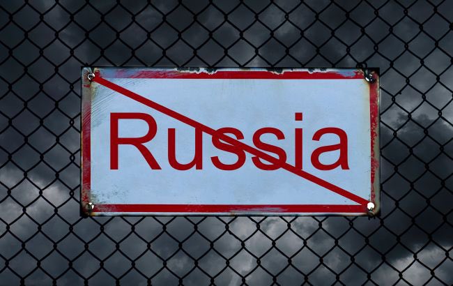 Maks_NAFO_FELLA's tweet photo. 🇪🇺 EU begins preparations for 20th package of sanctions against Russia: Lukashenko will also be affected, - Delfi

In addition to Russia, the new sanctions will be aimed at the pro-Russian regime in Belarus. Lithuanian minister asked the EU to pay attention to Minsk. https://t.co/IxykuYXcqk