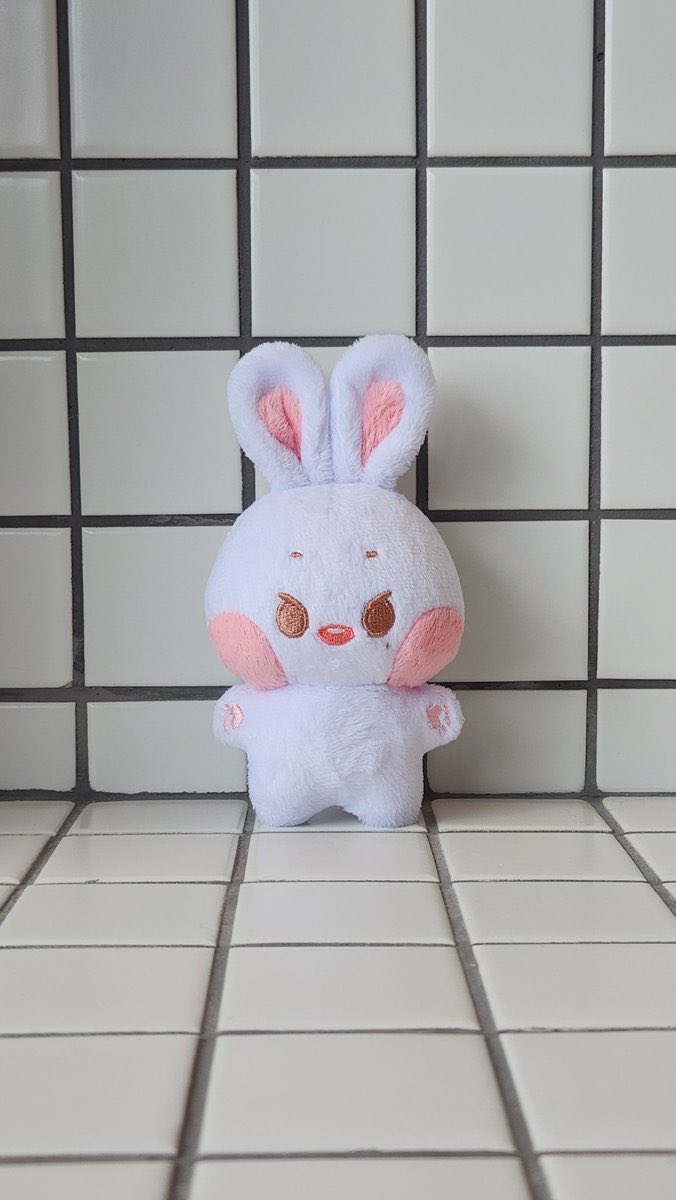 gomdosuns's tweet photo. #gomdosunsONHAND
wts lfb ph

super junior eunhyuk
bbosomhyuk 10cm doll
x strawberry bag, doll only!
Php 1.2k + lsf

onhand!
pls dm!
photo not mine, will send actual pic through dm!
fanmade not official merch

suju sj hyukjae d&amp;e https://t.co/ixS9CXvxhU