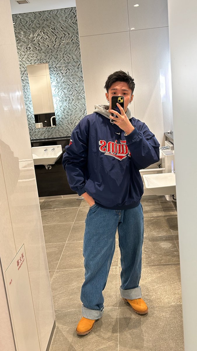 tetu___0813's tweet image. 暇だから話しましょ！