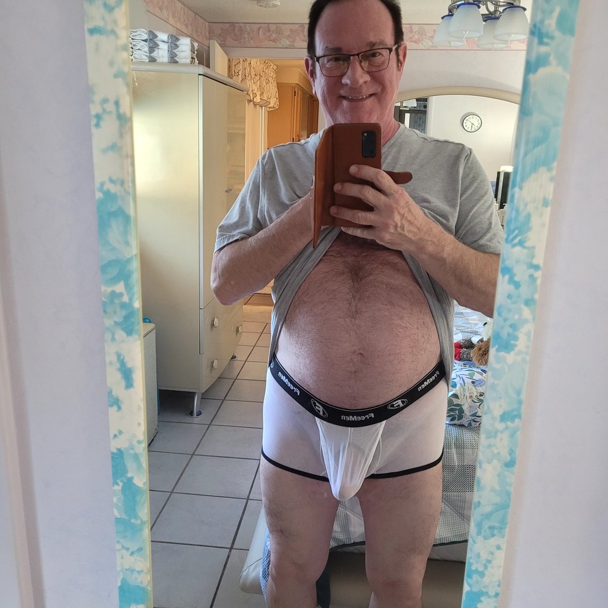 DaddyLNargo tweet media