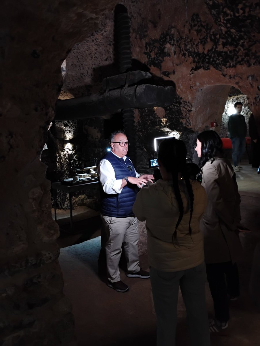 bodega.aulamuzvino tweet media