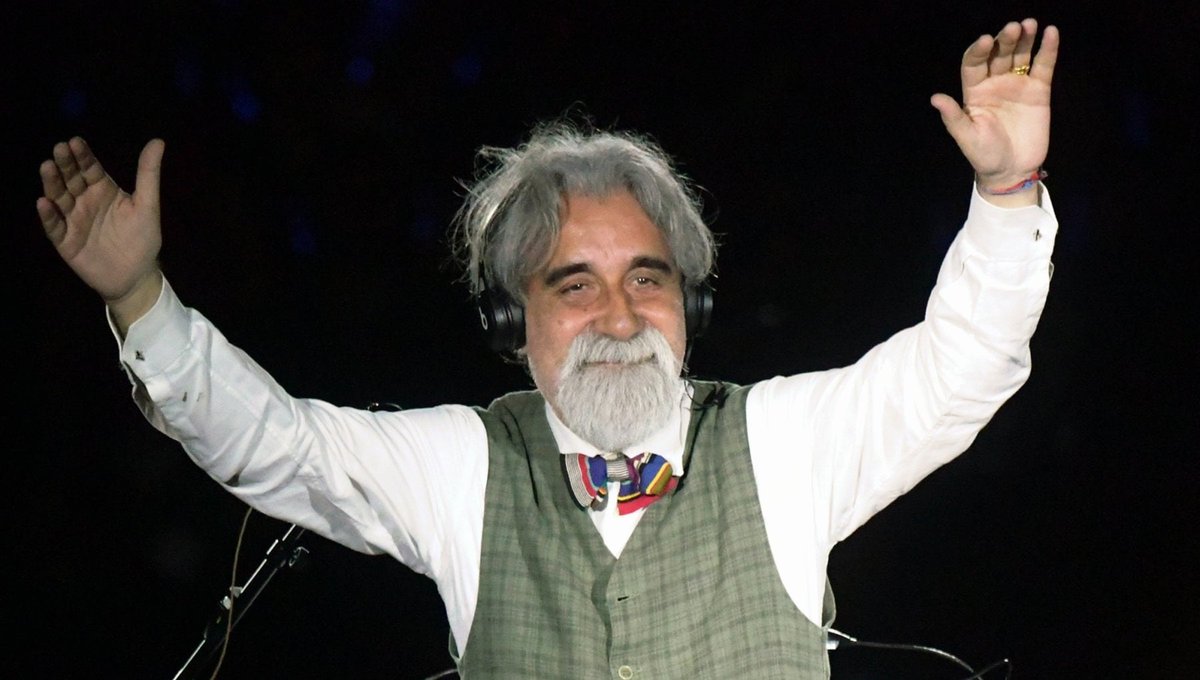 Mancherai maestro😰😭😭😭😭😭💗 #BeppeVessicchio