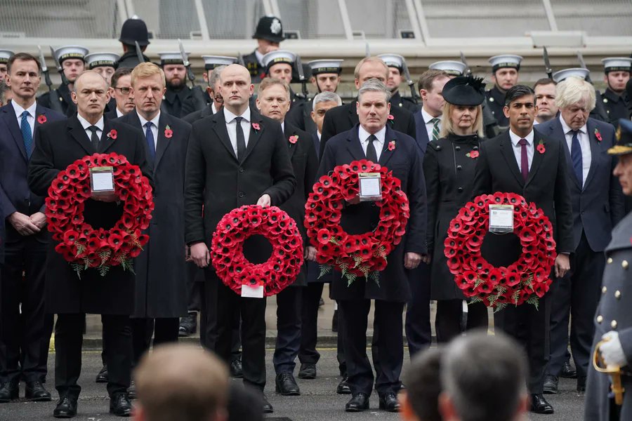 We don't need these bastards laying wreaths on Remembrance Sunday, especially that vile turd Sadiq Khan in the second row.
To think that brave men and women gave their lives so this shower of scum could line their pockets and wreak havoc in Britain.