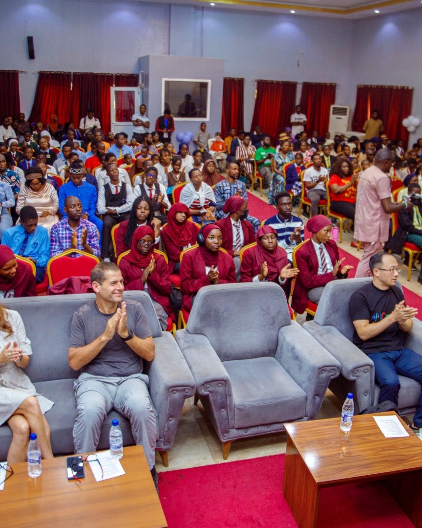 nticedung's tweet image. We just wrapped up the WRCC 2025 Code the Culture competition, organized by the incredible Federal Ministry of Arts, Culture, Tourism and Creative Economy.

Huge congrats to all the winners – you absolutely crushed it! 🏆
Keep innovating, keep creating!

#CodeTheCulture #WRCC2025