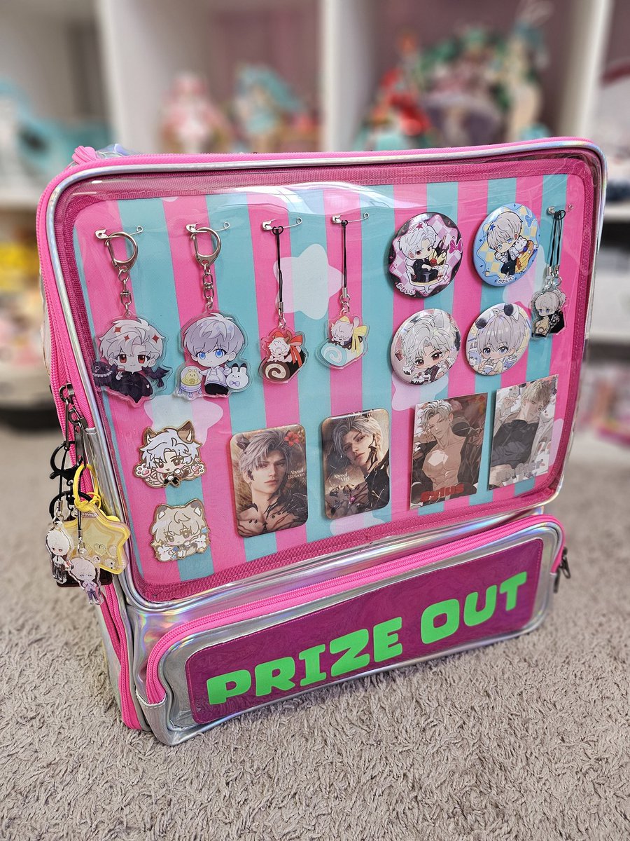 I love my <a href="/limeythecheetah/">🍬Limey - 🍬Limey - 🩵AFC💚ACFI💛BLFC🩷MFF</a> fursuit bag SO much!! ^^✨⭐🩵

It's absolutely adorable, distributes weight amazingly, fits my large fursuit head (24+ inches across), helps me suit at local events, and there's so much storage space!!

I also love decorating the itabag inserts 🥰