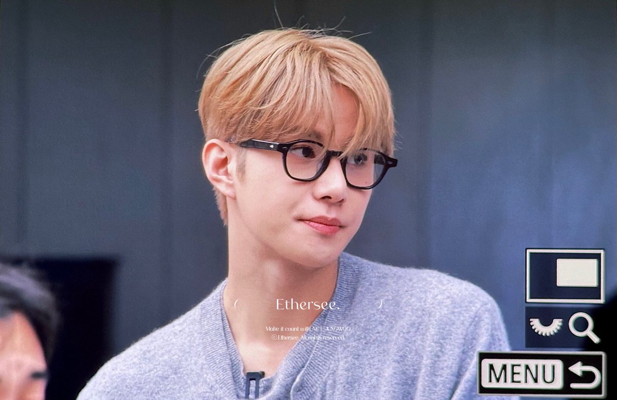 numberone2seven's tweet image. he's just being considerate ig not making us get to attached to him while he runs around his last few weeks looking like this