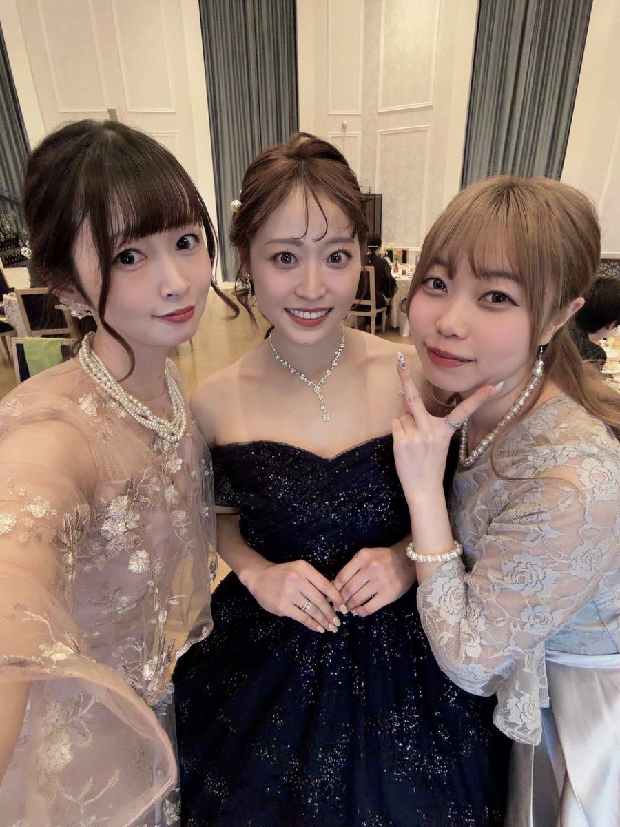 beniiii_622's tweet photo. 2025.11.07
結婚式あげましたあああ💍
ちぇりﾐｻきてくれて幸せすぎた😌💭💗 https://t.co/UuEaN4tMCZ
