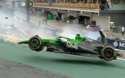 jucerasoli's tweet photo. Olhando o replay, o DRS do Bortoleto ainda estava aberto quando ele tirou de lado para ultrapassar o Albon, por isso ele perdeu o carro desse jeito tão violento https://t.co/Ufh8763kqh