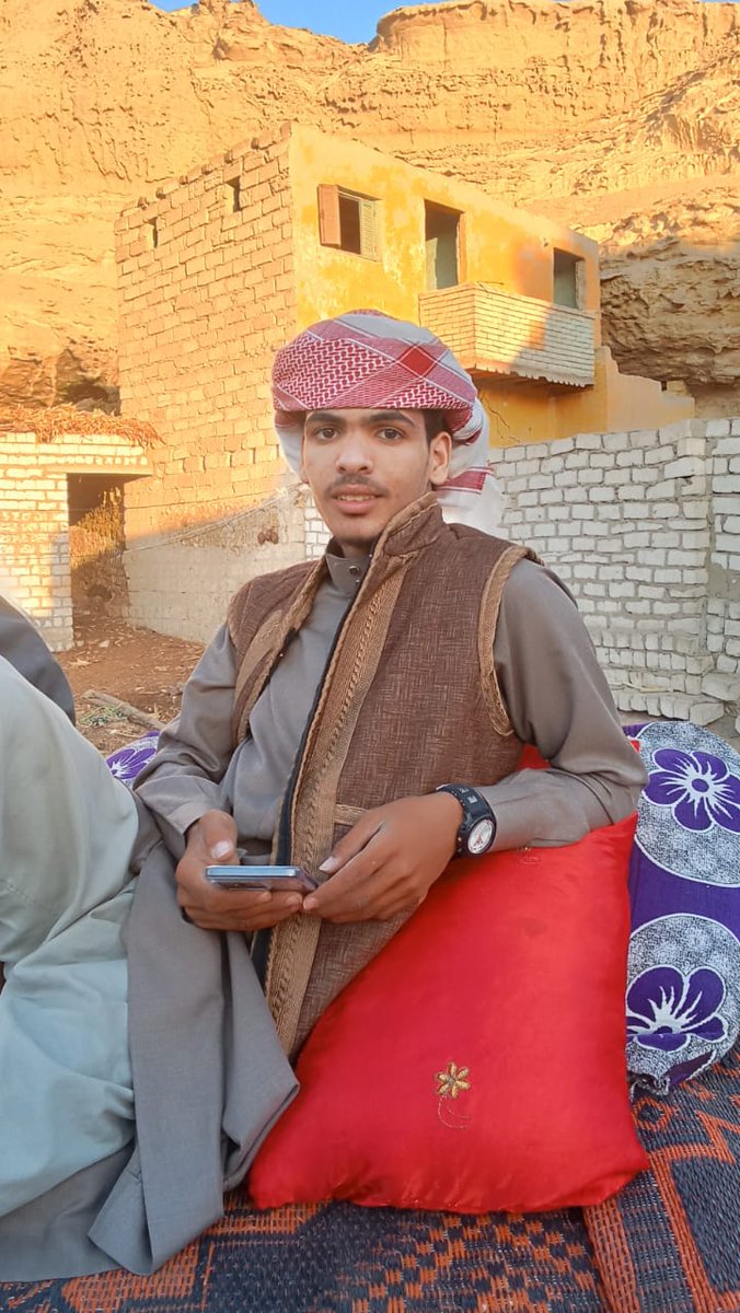 منوريني 😎✨