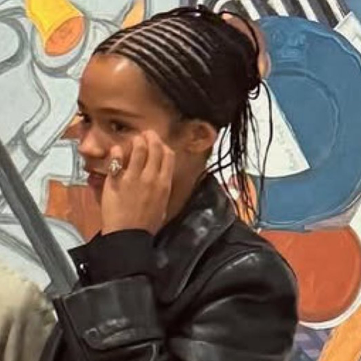 onlytayrussell's tweet image. tay’s braids look so good i loveeee!!