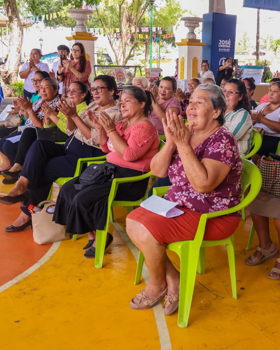 RedMujeresSV's tweet photo. ¡Inversión en Sueños: $17,873.98 para el Futuro de 34 Emprendedoras! 💖
 "Fondo de Capital Semilla El Salvador: Ampliando Oportunidades", de RED MUJER-ES y Pro Mujer, celebramos la 3ra Entrega de Capital Semilla en Especie.
#CapitalSemilla  #REDMUJERES #ProMujer #ElSalvador #Mype https://t.co/gYKV5e3Jw9