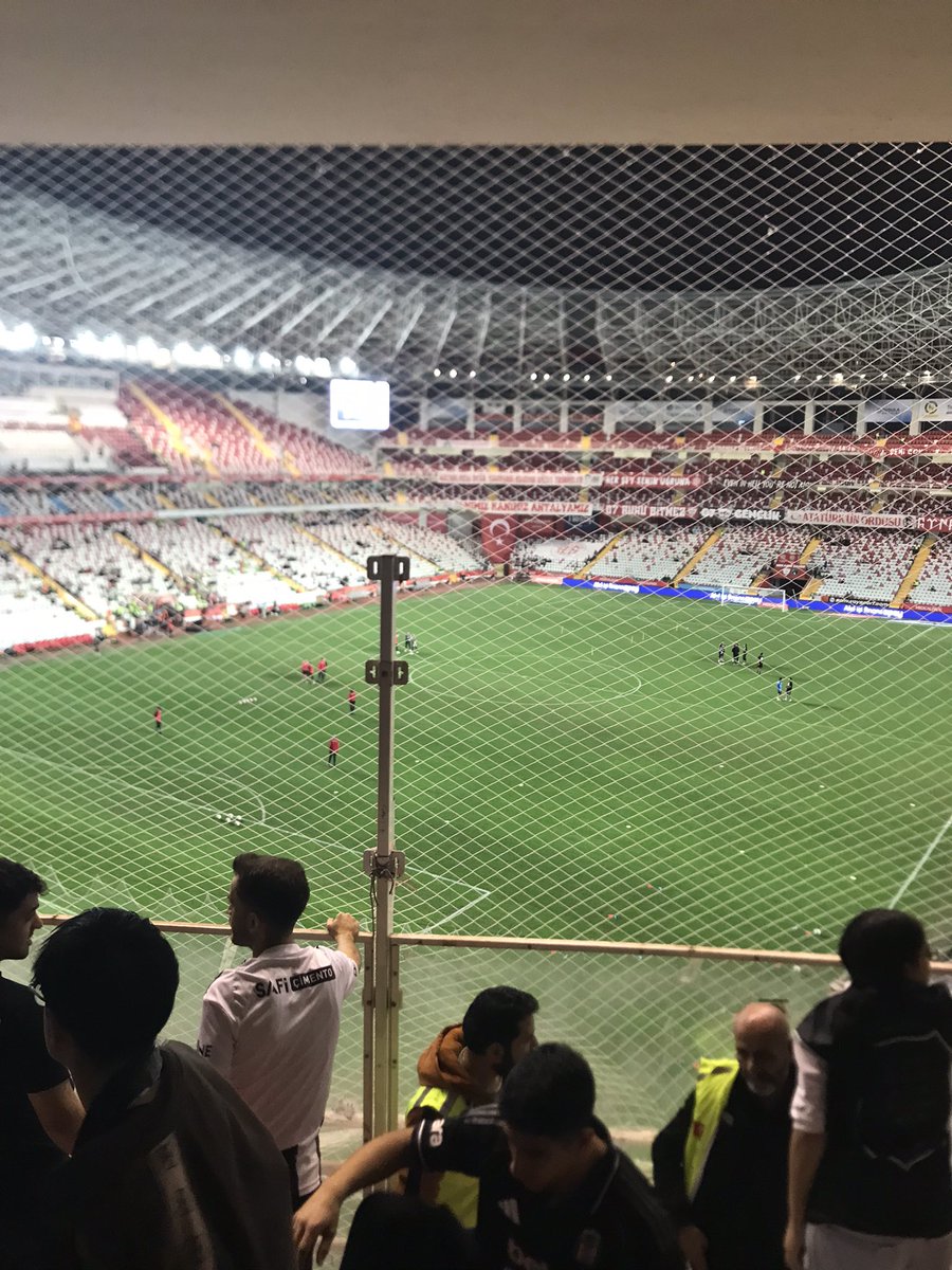 Aldık yerimizi <a href="/Besiktas/">Beşiktaş JK</a> 🦅🦅🦅🦅