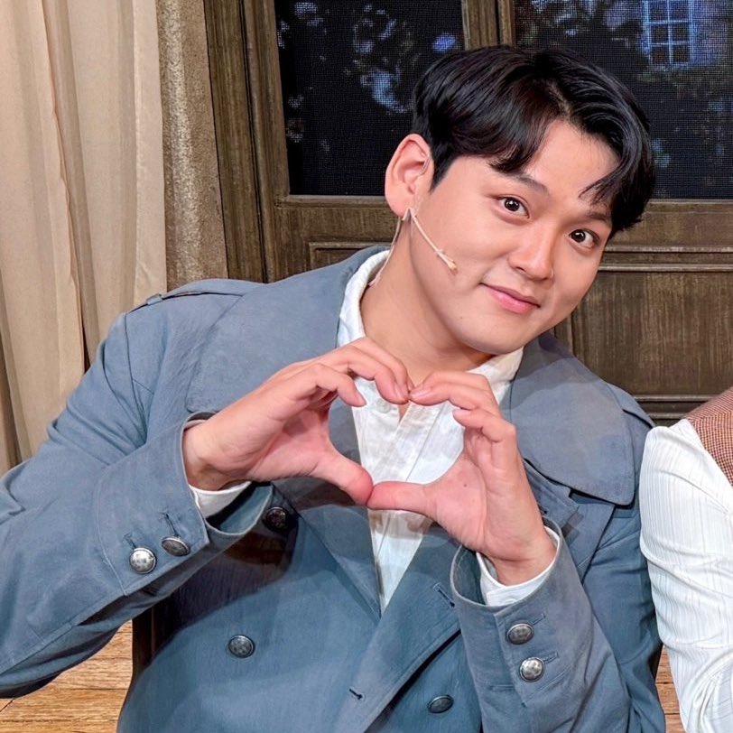 #임진섭_트친소

잉진섭이 또 조아서 하는 트친소 
칭구해주세요 같이 기작을 기달여봐요🥹🤍