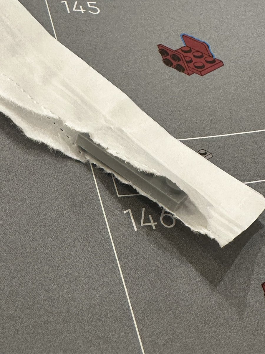 レゴの個包装が紙に変わってからパーツが足りない事態が二度目だったんだけど、そっちにいたんかい！