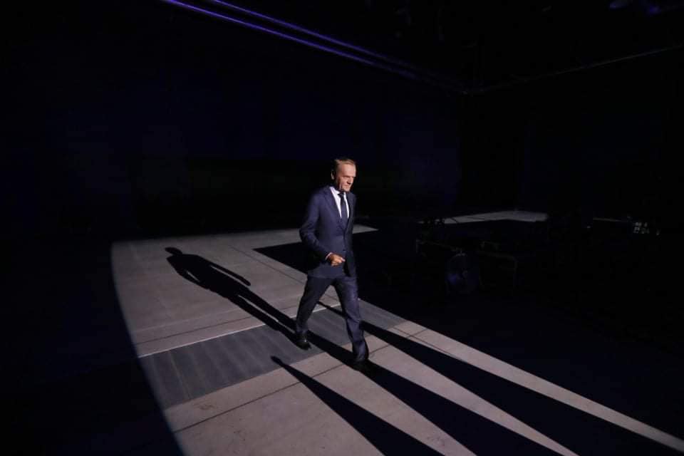 maggiepython's tweet image. Przeczytałam dziś &quot;Kierownika&quot; K. Dziubki. Trzy wnioski na szybko: D. Tusk wrócił do partii w letargu, w rozsypce - a poskładał i dał demokratom władzę ❤️ Drugi: w polityce nie ma miejsca na jęczenie, pretensje słabość, pierdololo i prywatne ambicje. Trzeci: lubię czytać, że…