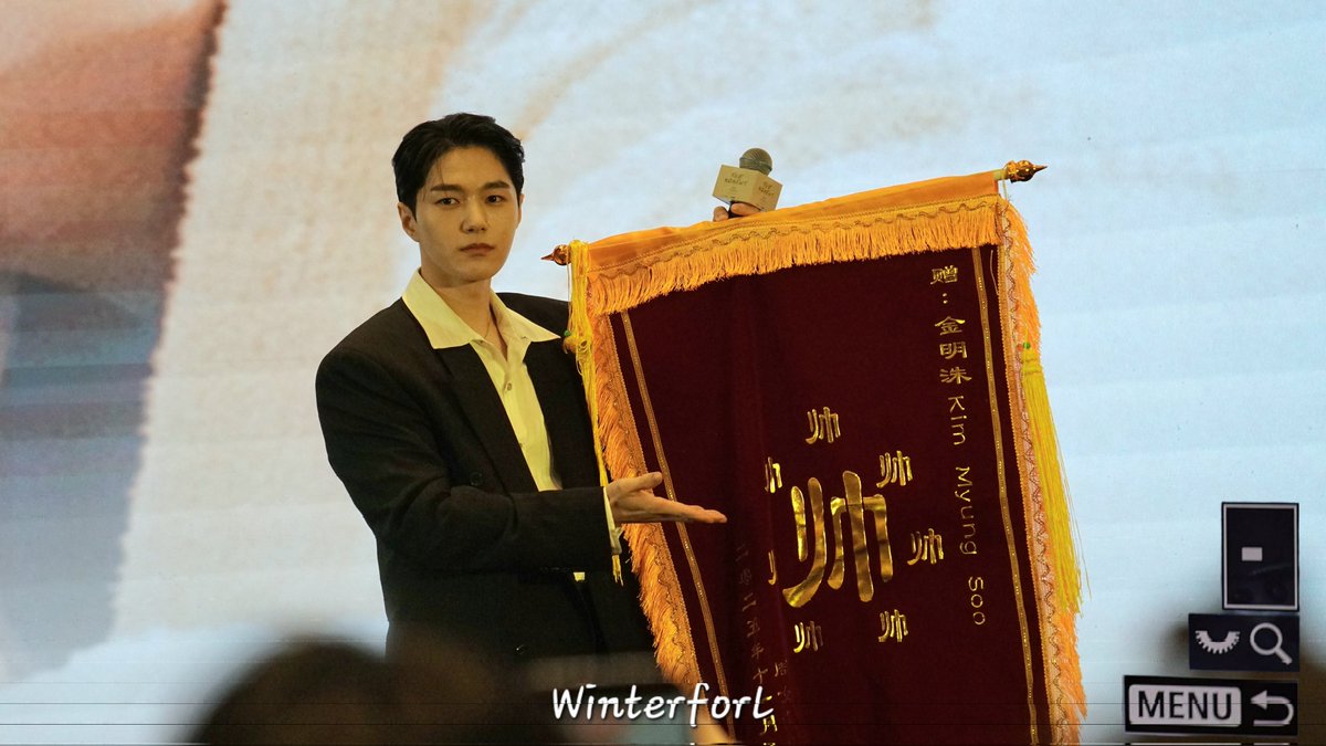 WinterforL's tweet photo. 25.11.08 #The_Moment_in_Shanghai Pre

#김명수 #KIMMYUNGSOO #キムミョンス #엘 #L #金明洙 https://t.co/wxmVkeNgk9