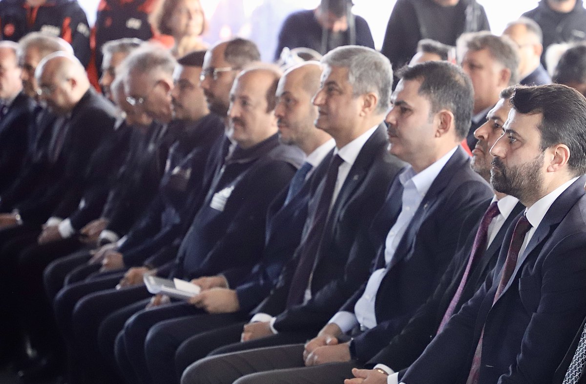 📍Karabük / Kamış Köyü

Çevre, Şehircilik ve İklim Değişikliği Bakanımız Sayın Murat Kurum’un teşrifleriyle Kamış Köyü’nde düzenlenen temel atma töreniyle, 35 afet konutunun inşasına “Bismillah” diyerek başlamış bulunuyoruz.

İlimizde yaşanan orman yangınlarında evlerini kaybeden