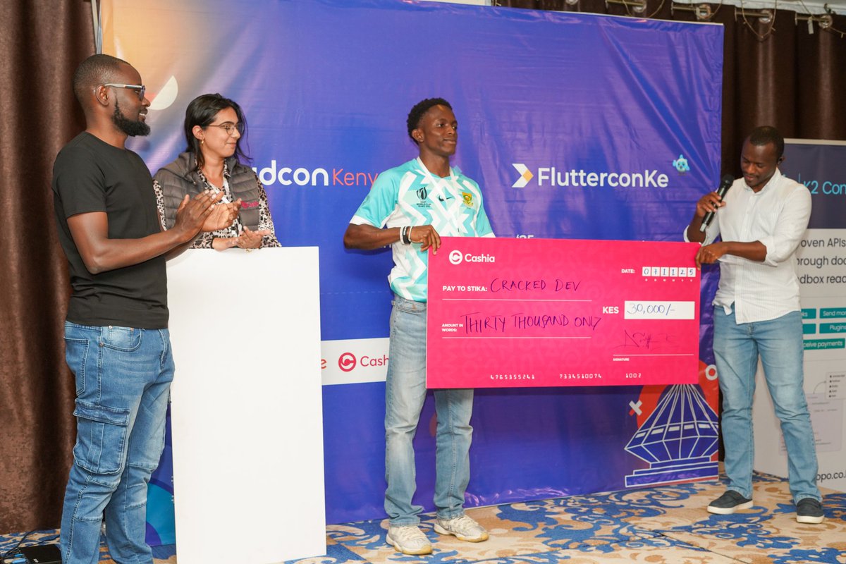 droidconke tweet media