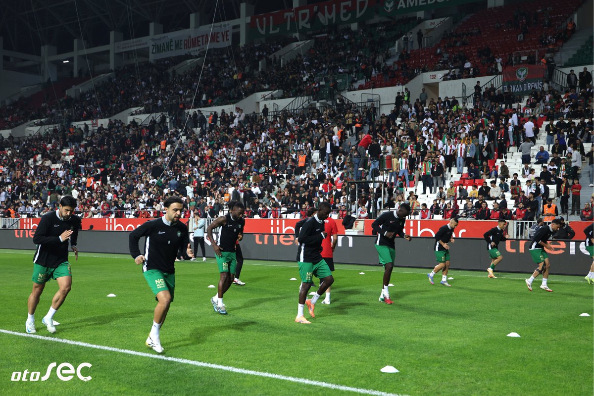 amedskofficial's tweet photo. Isınmadayız! 🔋

#MücadeleninTakımı | #AMDvHTY https://t.co/LrmNsRZbqz