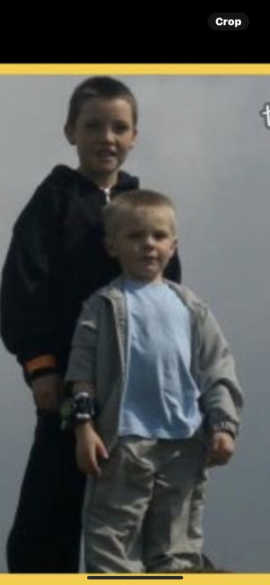 JustConnar's tweet image. PEEP THE BEN10 WATCH , HAD THAT SHI ON ME SINCE DAY 1