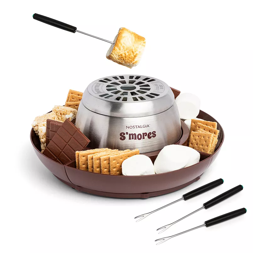 shivofferzone's tweet image. Nostalgia S&apos;mores Maker with 4 Lazy Susan Trays &amp;amp; Roasting Forks – Sweet treats for $25.49 with GOSHOP15 (was $49.99, 49% off)! 

#SmoreFun  Image credit: Kohl’s 

sovrn.co/rcj4lfl