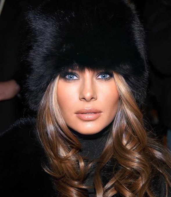 ElonMuskNews47's tweet image. Melania Trump is the most Beautiful first lady ever. ❤️

Do you agree?

A. Yes 
B. No