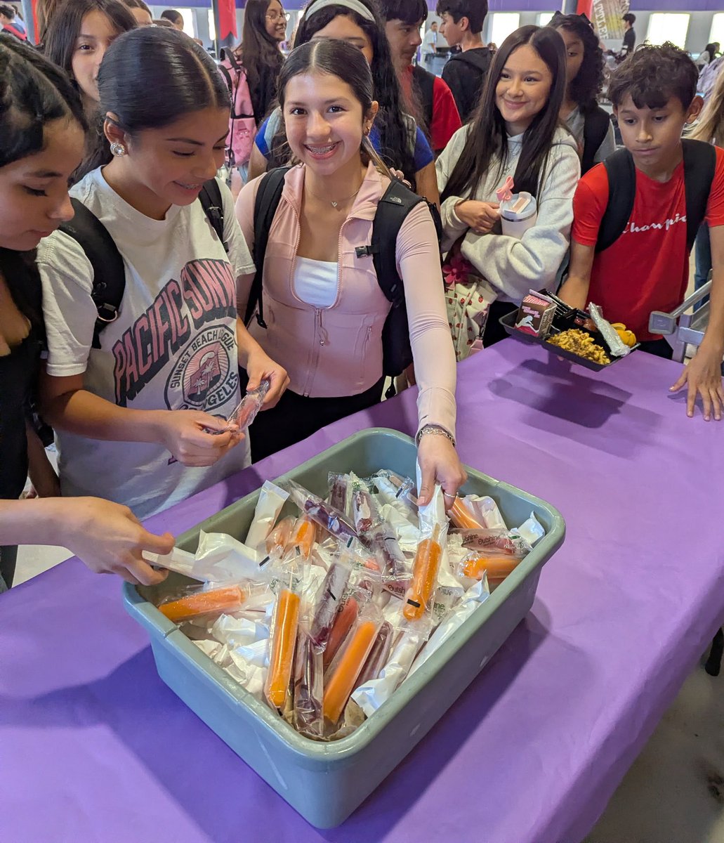 GoodnightSMCISD's tweet photo. Today we celebrated our amazing students for earning the highest secondary attendance in the district for October, our third month in a row!
We’re so proud of their dedication and our staff’s support. Let’s keep it going into November!
#AttendanceMatters #popsicletime https://t.co/wq0Ex7l4MQ