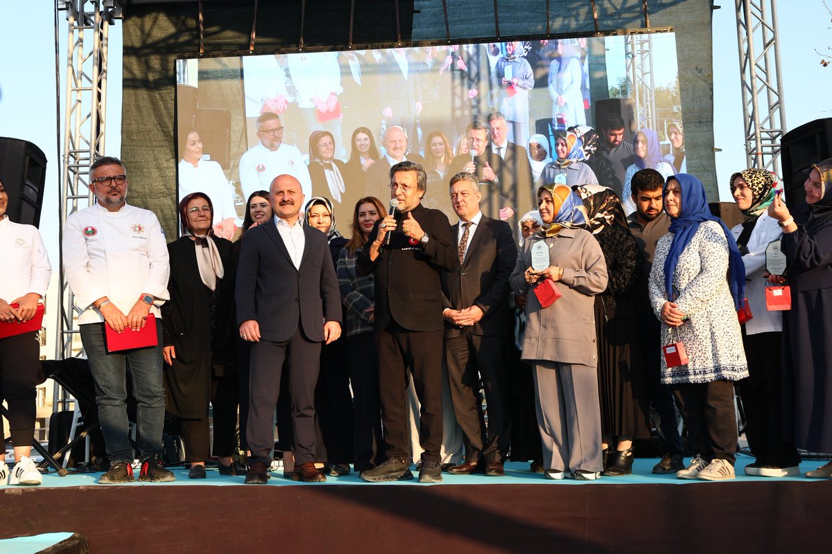 📍 Adıyaman Ticaret Merkezi

🍴 “Adıyaman Mutfak Festivali”nde Birincilere Ödülleri Verildi

Adıyaman mutfağını tanıtan ve büyük ilgi gören Adıyaman Mutfak Festivaline katılan tüm şeflerimize ve katılımcılarımıza teşekkür ediyor, emeği geçen herkesi kutluyoruz! 👏