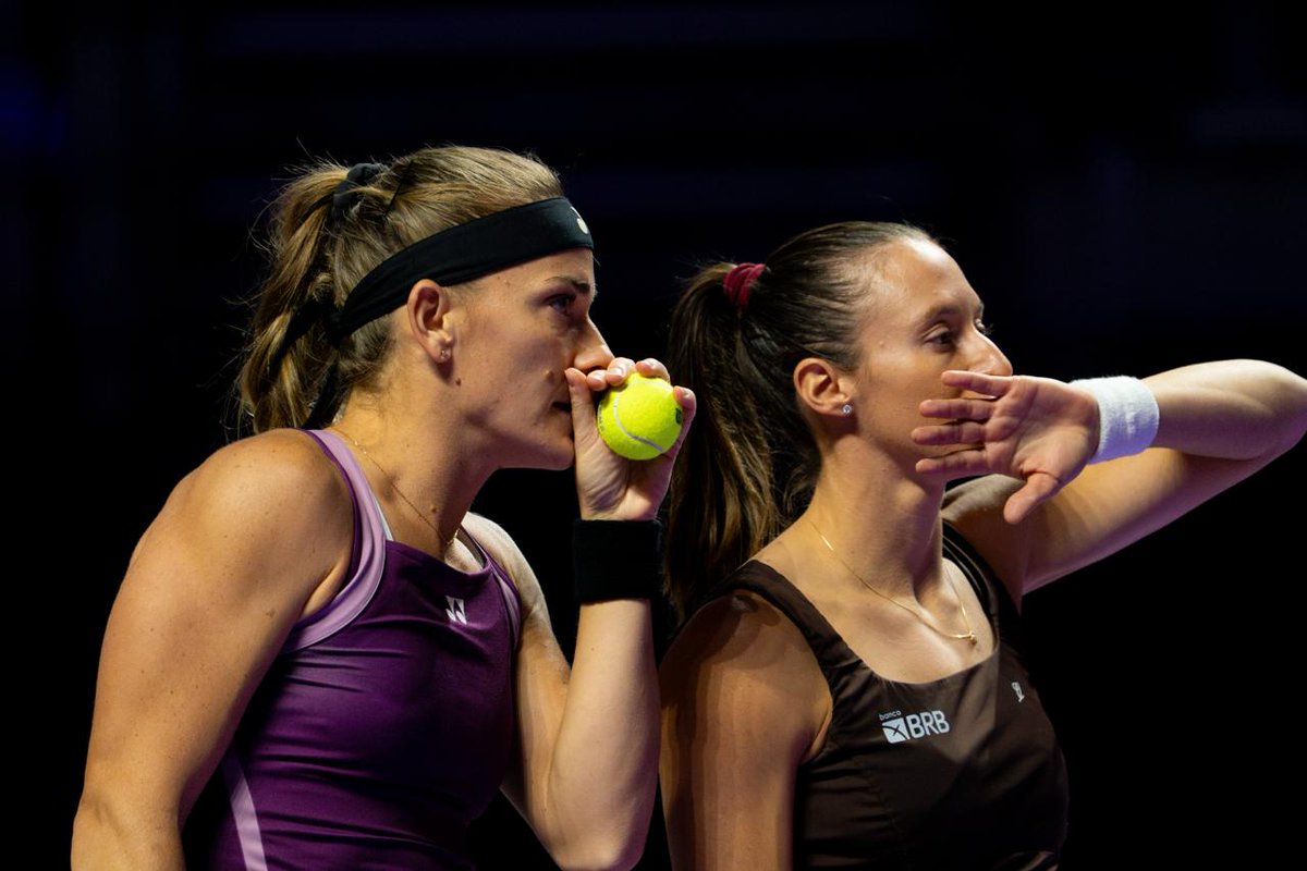 ArabNewsSport's tweet photo. #PHOTOS: Kudermetova and Mertens were too strong at the #WTAFinalsRiyadh, dominating Babos and Stefani in their final to take the trophy @WTAFinalsRiyadh @WTA #SaudiArabia https://t.co/rVVKUpnnp2