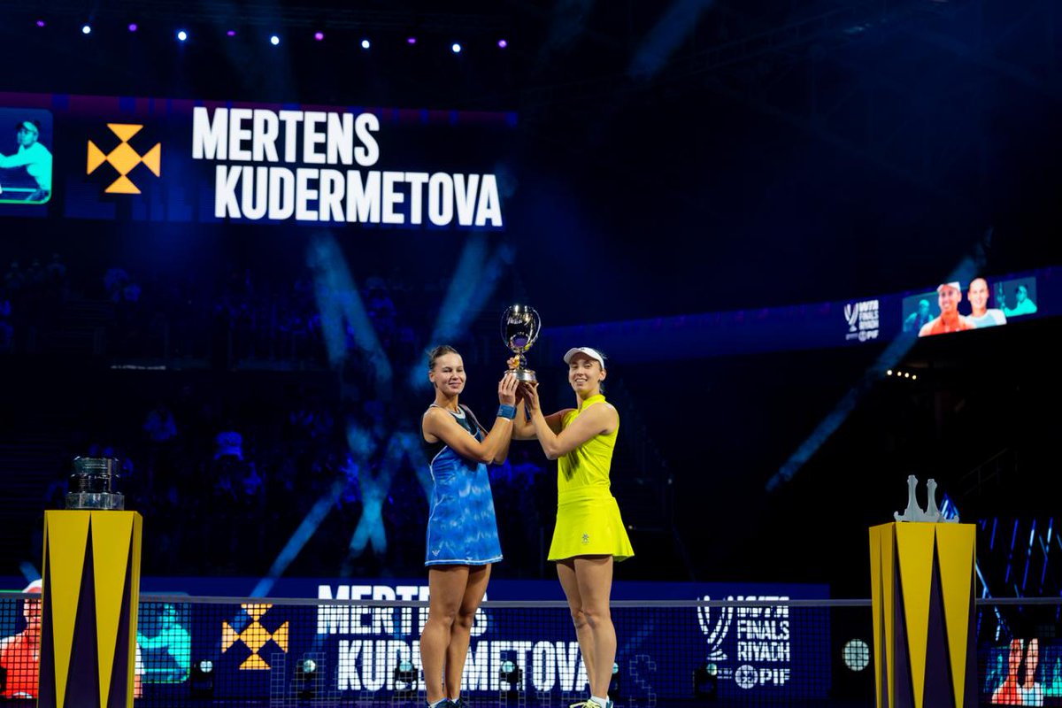 ArabNewsSport's tweet photo. #PHOTOS: Kudermetova and Mertens were too strong at the #WTAFinalsRiyadh, dominating Babos and Stefani in their final to take the trophy @WTAFinalsRiyadh @WTA #SaudiArabia https://t.co/rVVKUpnnp2