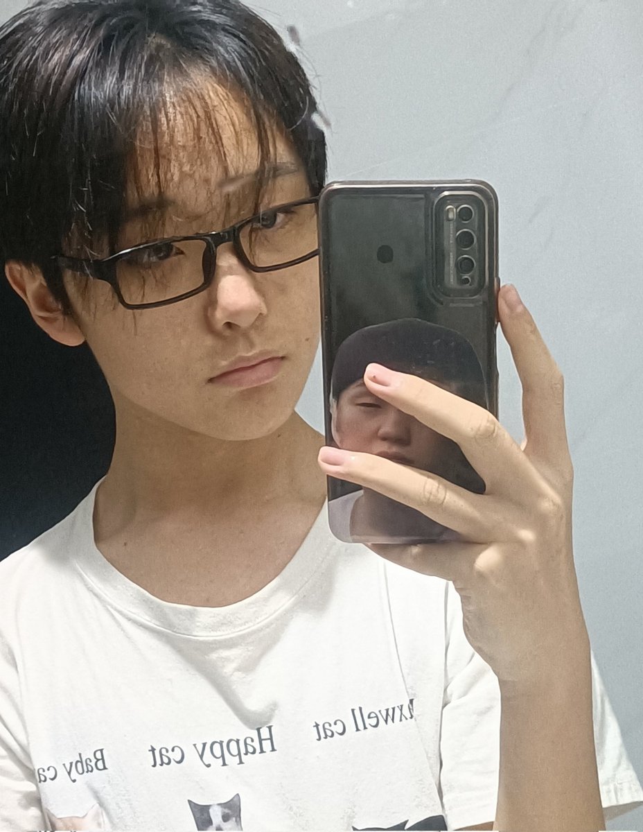 suexiaogg's tweet photo. 权顺荣的狂热男粉丝 https://t.co/65wzo4t6DV