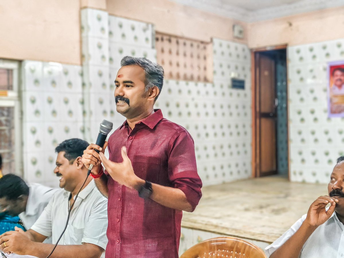 பண்ருட்டி சட்டமன்றம் BLA 2 செயல்வீரர்களுக்கான பயற்சி முகாமில் கலந்துகொண்டு பயற்சி அளித்தேன். 

<a href="/narendramodi/">Narendra Modi</a> <a href="/AmitShah/">Amit Shah</a> <a href="/rajnathsingh/">Rajnath Singh</a> <a href="/nsitharaman/">Nirmala Sitharaman</a> <a href="/AshwiniVaishnaw/">Ashwini Vaishnaw</a>

<a href="/blsanthosh/">B L Santhosh</a> <a href="/MenonArvindBJP/">Dr. Arvind Menon</a> <a href="/ReddySudhakar21/">Ponguleti Sudhakar Reddy(Modi Ka Parivar)</a> <a href="/NainarBJP/">Nainar Nagenthran</a> <a href="/KesavaVinayakan/">Kesava Vinayakan</a> <a href="/annamalai_k/">K.Annamalai</a>