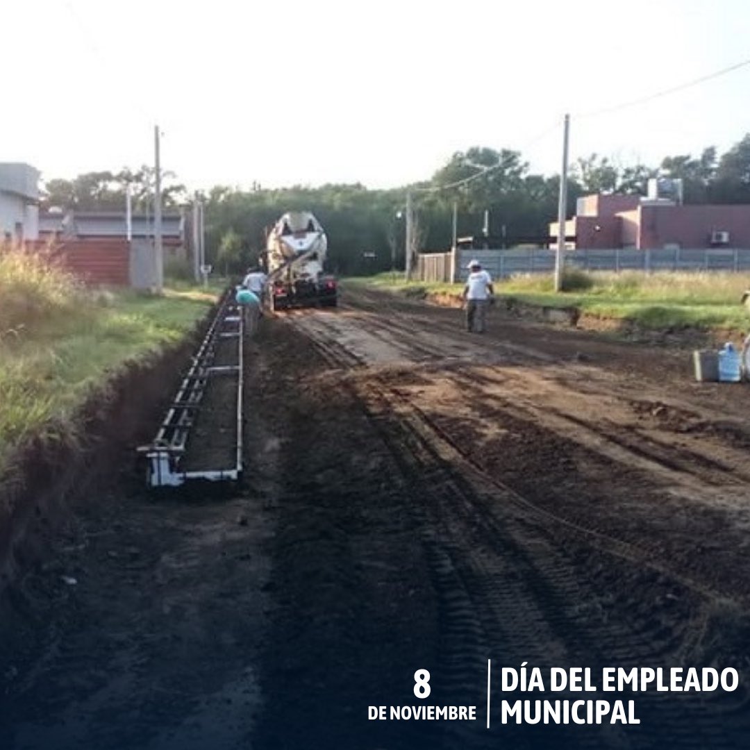 Hoy, en su día, quiero enviar un saludo muy afectuoso a cada empleado municipal rivadaviense. Su capacidad de respuesta y su vocación de servicio son invaluables para todos los vecinos. ¡Feliz día!