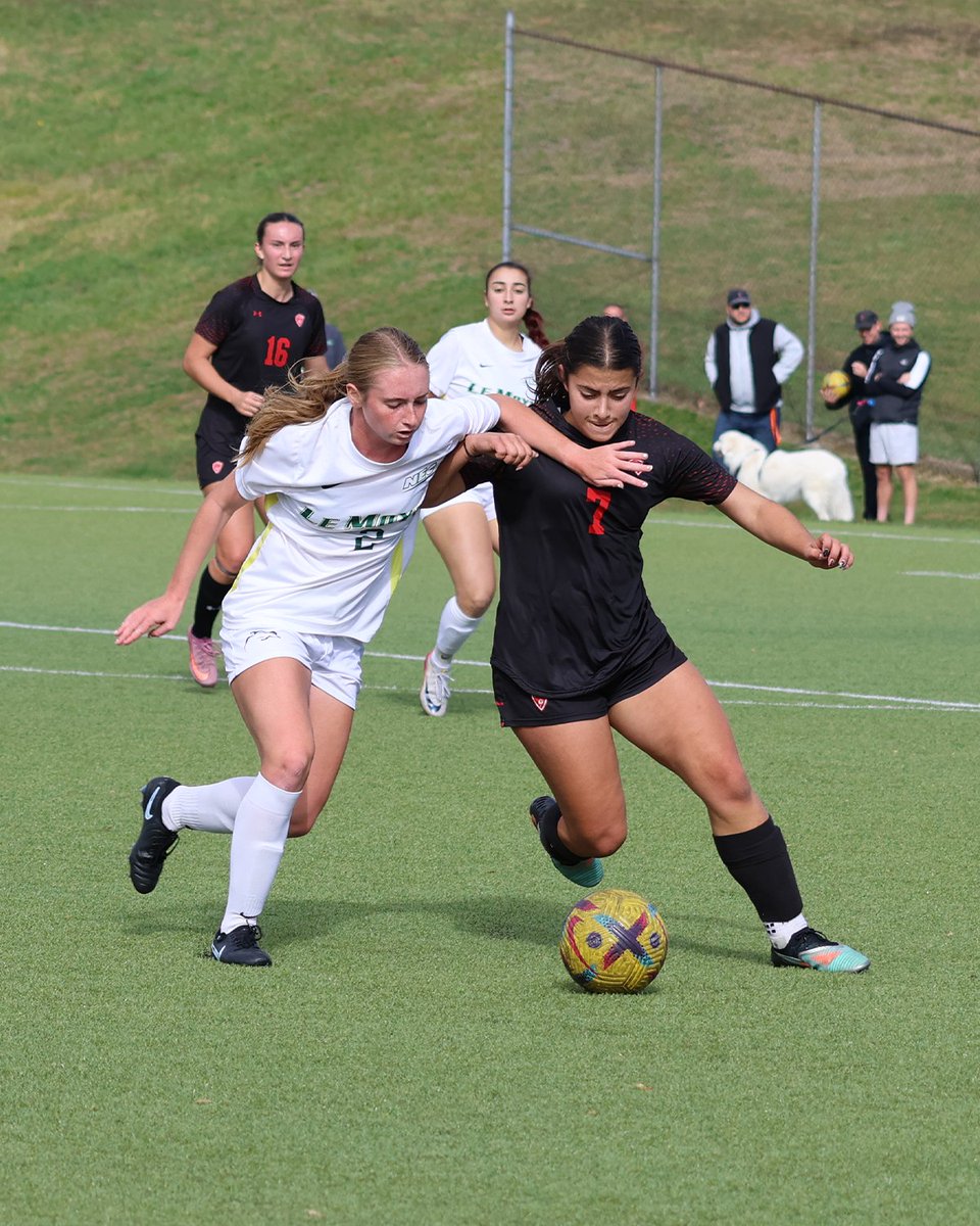 RedFlashWSOC's tweet image. Flashback to last weeks match against Le Moyne📸