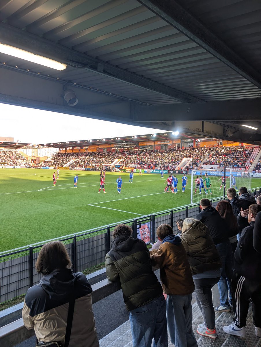 Good first half. No sitting back bollocks in the second half. Get that second goal early doors and kill the game #wafc