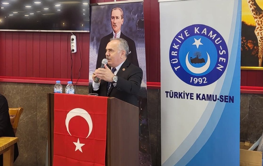 Türk Büro Sen İzmir 4 nolu Şubemizin 2.Olağan Genel Kuruluna katıldık.
Yeniden Şube Başkanı Seçilen Erhan Sarıahmet ve Yönetimine başarılar dileriz...