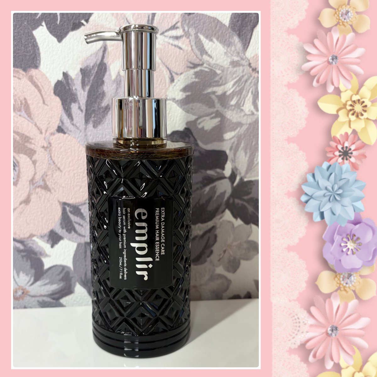 #ぷりりん美容メモ💛✨

アンプリール 
プレミアム ヘアエッセンス✨

シックで高級感のあるパッケージがとっても素敵💓ドレッサーに置いておくだけで気分が上がる⤴️⤴️

手のひらで軽く伸ばしてから髪になじませると、全体的に重たすぎず、サラサラ＆ツヤツヤに纏まるのも嬉しいポイント！🥰