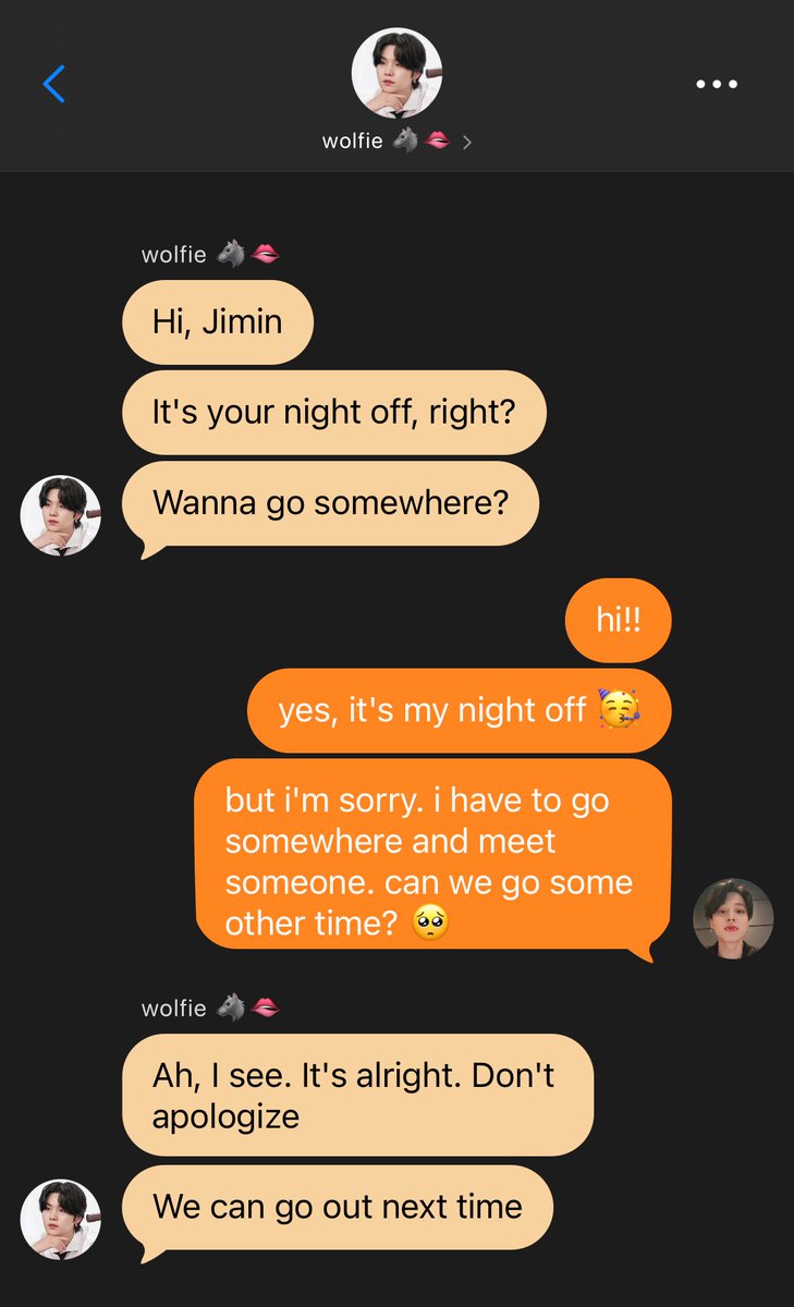 ladyelocin's tweet image. 🎃 90. sulky vampyr