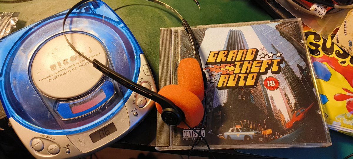 CodeAsm_'s tweet image. I not only own my games, i can listen to the music of said game on the go 🤩😎 the OST was bundled on the same disc, as it was actually used by the game. What other games do you remmeber having this feature?  #GrandTheftAuto #Retro #pcgaming